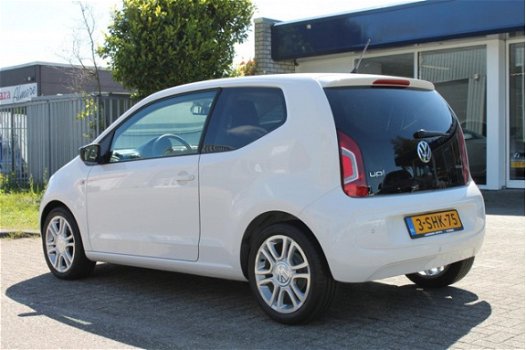 Volkswagen Up! - 1.0 groove up BlueMotion Huurkoop Inruil Garantie Service Apk - 1