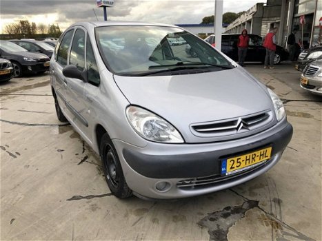 Citroën Xsara Picasso - 1.8i-16V - 1