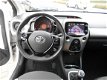 Toyota Aygo - X Play Touch Camera/Lm/Airco/Winterbanden set - 1 - Thumbnail