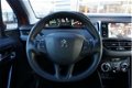 Peugeot 208 - 1.2 PureTech Blue Lion | 100% dealer onderhouden |Navigatie | Airco | Bluetooth | NAP - 1 - Thumbnail
