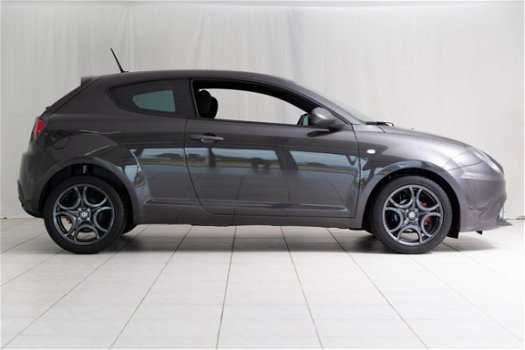 Alfa Romeo MiTo - Urban 100 Pk nieuwe auto, zeer luxe - 1