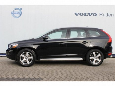 Volvo XC60 - D5 Automaat R-Design / AWD / Navigatie / Cruise control / Leder - 1