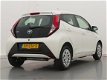 Toyota Aygo - 1.0 VVT-i x-play | Apple Carplay | Origineel NL | - 1 - Thumbnail