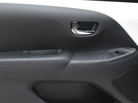Toyota Aygo - 1.0 VVT-i x-play | Apple Carplay | Origineel NL | - 1