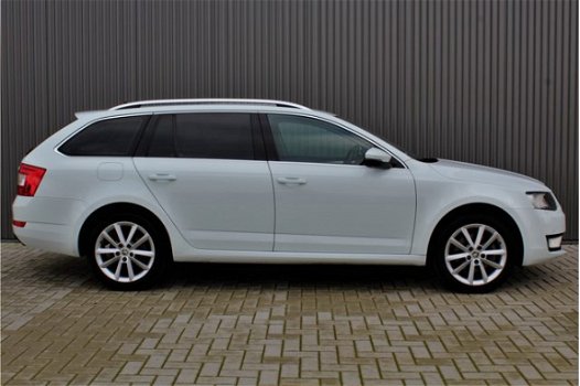 Skoda Octavia Combi - 1.8 TSI 180pk DSG Ambition Businessline 17