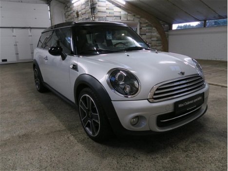 Mini Mini Clubman - 1.6 Cooper Soho Panoramadak Xenon Sportstoelen Automatische airco Parkeersensore - 1