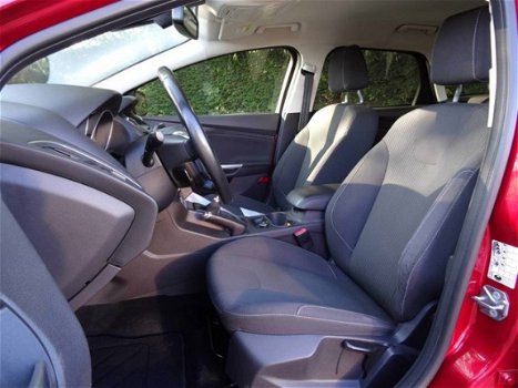 Ford Focus Wagon - 1.0 EcoBoost 125pk Titanium met Navigatie - 1