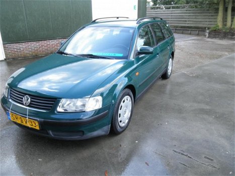 Volkswagen Passat Variant - 1.8-5V Trendline Climate control, Stuurbekrachtiging - 1