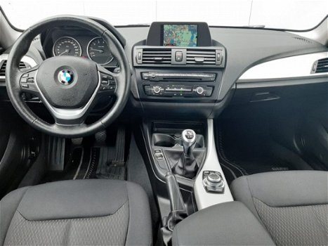 BMW 1-serie - 116i Business+ Navigatie/Climate/16inch - 1