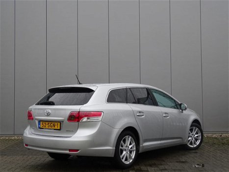 Toyota Avensis Wagon - 1.8 VVTi Business | Navigatie | Climate Control | Cruise control | LM velgen - 1