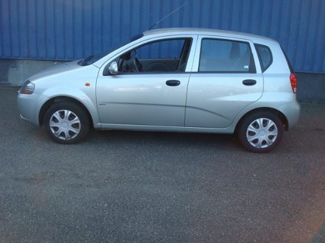 Daewoo Kalos - 1.4 Spirit Distributieriem vervangen bij 106600 km - 1