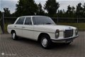 Mercedes-Benz 220 - 220D W114 W115 Topstaat APK 07-2021 - 1 - Thumbnail