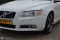 Volvo V70 - - 2.0T R-Edition AUT *NL-Auto* Xenon/Leder/Navi - 1 - Thumbnail