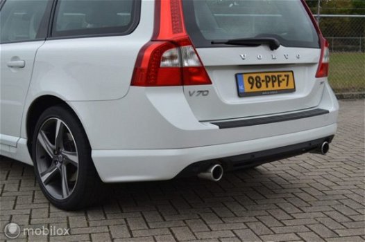 Volvo V70 - - 2.0T R-Edition AUT *NL-Auto* Xenon/Leder/Navi - 1