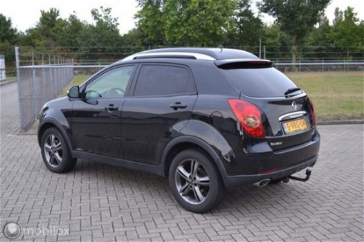 SsangYong Korando - 2.0 XDI Sapphire HR 4x4 AUT Grijs kent. Leder - 1