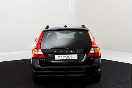 Volvo V70 - 2.0 D4 Summum Automaat Navi Leer - 1