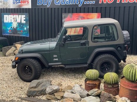 Jeep Wrangler - THE SAHARA AUTOMATIC YOUNGTIMER - 1