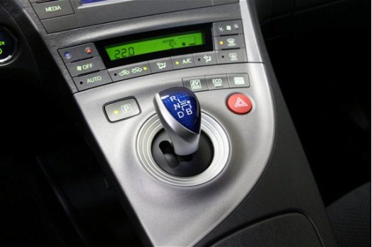 Toyota Prius - 1.8 Comfort Business Pack # NAVIGATIE + AUTOMAAT - 1