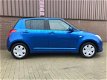 Suzuki Swift - 1.3 Comfort 5drs Nieuwe APK Dealer onderhouden - 1 - Thumbnail