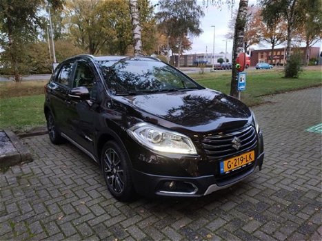 Suzuki S-Cross - 1.6 Exclusive AllGrip CVT automaat Rijklaar - 1