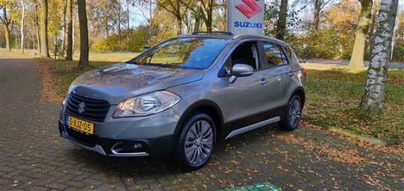 Suzuki S-Cross - 1.6 Exclusive Sunroof trekhaak Rijklaar - 1