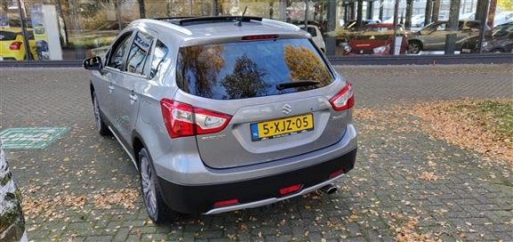 Suzuki S-Cross - 1.6 Exclusive Sunroof trekhaak Rijklaar - 1