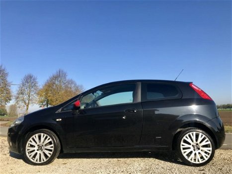 Fiat Grande Punto - 1.4-16V Sport, BJ 2006, APK, NAP - 1