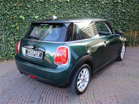 Mini Mini Cooper - 1.5 Pepper F56 met Navi, Clima, 16