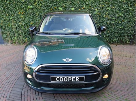 Mini Mini Cooper - 1.5 Pepper F56 met Navi, Clima, 16