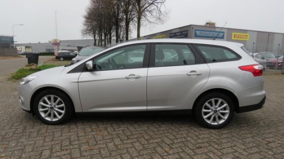 Ford Focus Wagon - 1.6 TDCI ECOnetic Trend Edition Navigatie, PDC, LM velgen, Cruise, Airco, 79651 k - 1
