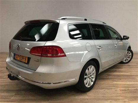 Volkswagen Passat Variant - 1.6 TDI Comfortline BlueMotion TREKHAAK / PDC / CLIMA / CRUISE / CHROMEN - 1