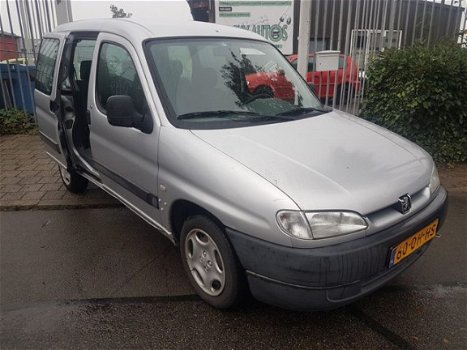 Peugeot Partner - 1.4 170C Combi APK - NAP - BENZINE 5 PERSOONS - 1