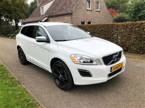 Volvo XC60 - 2.0D D3 R-Design Aut. Wit 2013 - 1