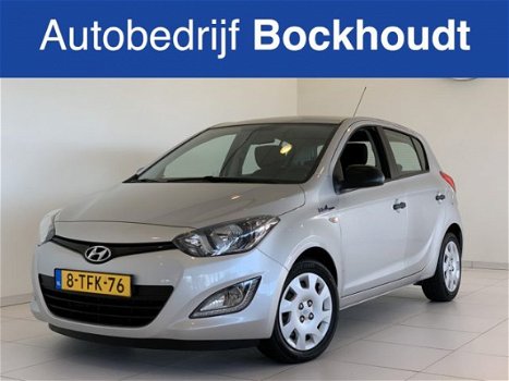 Hyundai i20 - 1.2i First Edition Airco | 1.000, - Slooppremie - 1