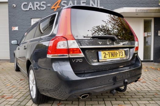 Volvo V70 - D4 180pk Nordic+ Leder + Navi + 2 x pdc + 17 inch Lmv - 1