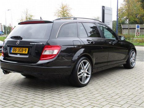 Mercedes-Benz C-klasse Estate - 180 Avantgarde Automaat Comand Navigatie PTS 18'' Getint glas Nieuwe - 1