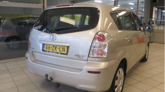 Toyota Verso - 1.6 VVT-i Terra - 1