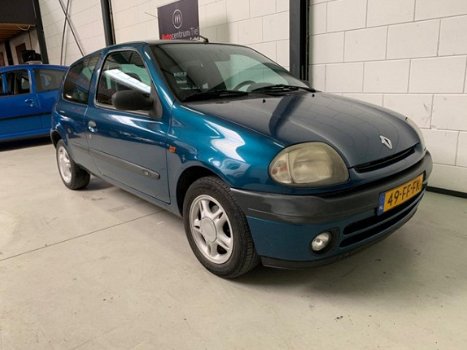 Renault Clio - 1.2 RN * NAP * APK - 1