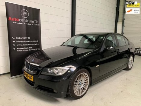 BMW 3-serie - 320i Business Line * NW APK * Full options - 1