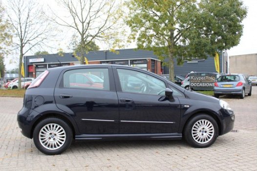 Fiat Punto Evo - 1.3 JTD Dynamic airco weinig km n.a.p - 1