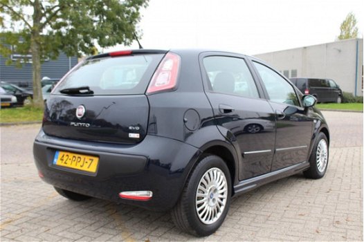 Fiat Punto Evo - 1.3 JTD Dynamic airco weinig km n.a.p - 1