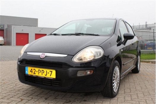 Fiat Punto Evo - 1.3 JTD Dynamic airco weinig km n.a.p - 1