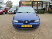 Seat Leon - 1.6 Sport / APK / AIRCO / SPORT model / - 1 - Thumbnail