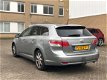Toyota Avensis Wagon - 2.2 D-4D Executive Business Special - 1 - Thumbnail