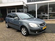 Kia Rio - 1.4 X-tra AIRCO/5-DEURS/TREKHAAK