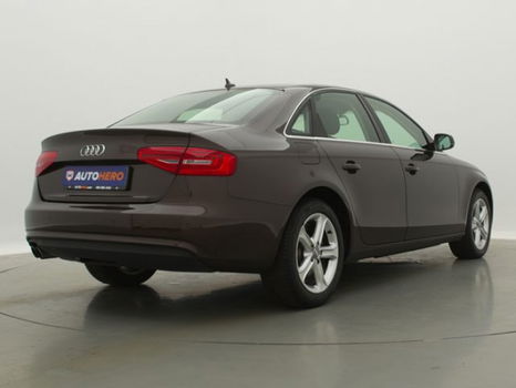 Audi A4 - 1.8 TFSI Attraction LY68168 | Automaat | Navi | Xenon | LED | Climate | Cruise | Parkeerse - 1