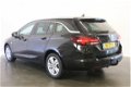 Opel Astra - 1.6 CDTI 136pk Business+ | Schuifdak | AGR | Trekhaak - 1 - Thumbnail