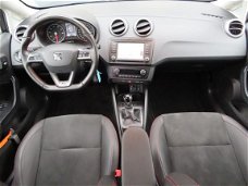 Seat Ibiza - 1.0 EcoTSI FR Connect Alcantara | 17 inch hoogglans | Navi | Xenon | Pdc v + a