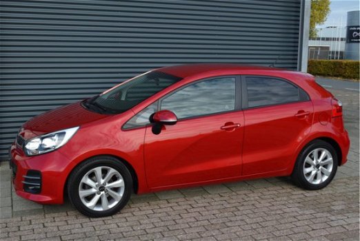 Kia Rio - 1.2 CVVT ExecutiveLine | Climate C. | Cruise C. | Stoelverwarming | PDC | - 1