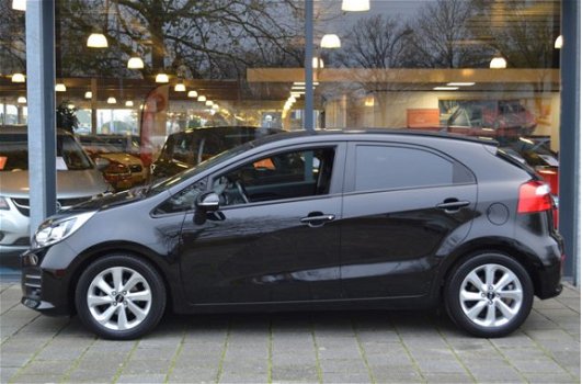 Kia Rio - 1.2 CVVT ExecutiveLine | Climate C. | Stoelverw. | Cruise C. | - 1